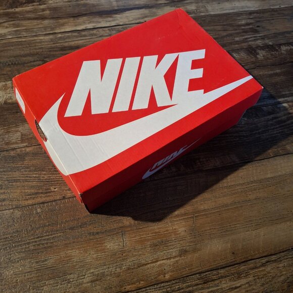 Nike Cortez shoes - Picture 10 of 11